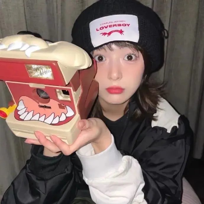 八毫米